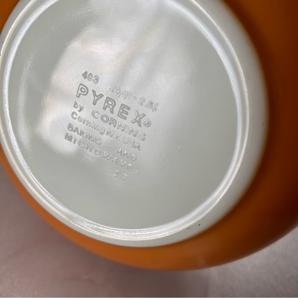 Pyrex Old Orchard mixing bowl 403 - Picture 4 of 6